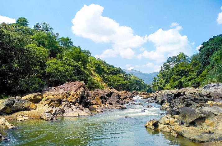 mahaweli river kandy travel trail sri lanka